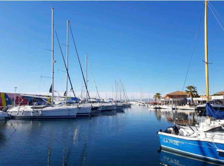 Chaleureux Appartement Face Au Port Sta Lucia, Tout A Pieds, Wifi Saint-Raphael  Exterior photo