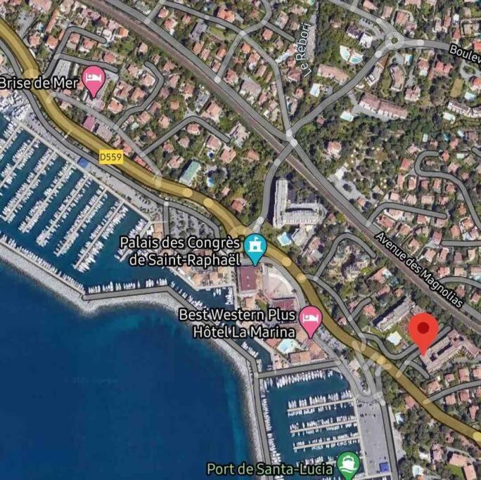 Chaleureux Appartement Face Au Port Sta Lucia, Tout A Pieds, Wifi Saint-Raphael  Exterior photo
